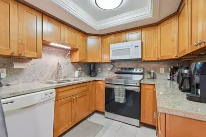 5547 Russo Dr, San Jose, CA 95118 - Photo 6