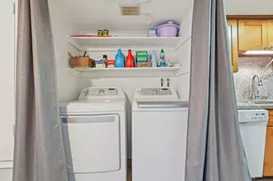 5547 Russo Dr, San Jose, CA 95118 - Photo 14