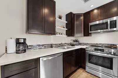 1131 Luchessi Dr, San Jose, CA 95118 - Photo 8