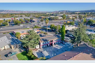 1131 Luchessi Dr, San Jose, CA 95118 - Photo 34