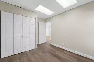 1131 Luchessi Dr, San Jose, CA 95118 - Photo 20