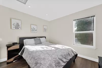 1131 Luchessi Dr, San Jose, CA 95118 - Photo 14