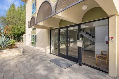 1033 Crestview Dr 216, Mountain View, CA 94040 - Photo 1