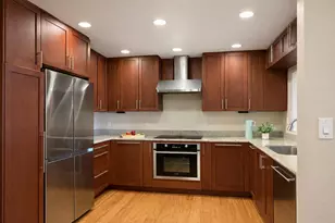 1033 Crestview Dr 216, Mountain View, CA 94040 - Photo 6