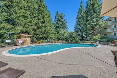 1033 Crestview Dr 216, Mountain View, CA 94040 - Photo 22