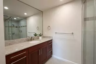 1033 Crestview Dr 216, Mountain View, CA 94040 - Photo 20