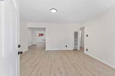 2512 Tennessee St, Vallejo, CA 94591 - Photo 6