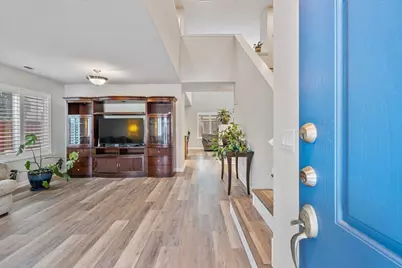 920 Talbot Dr, Hollister, CA 95023 - Photo 2