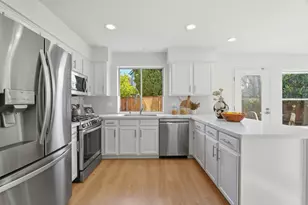 4324 Verdigris Cir, San Jose, CA 95134 - Photo 10