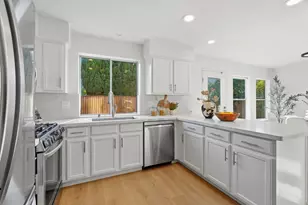 4324 Verdigris Cir, San Jose, CA 95134 - Photo 8