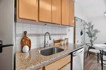 6318 Joaquin Murieta Ave B, Newark, CA 94560 - Photo 6