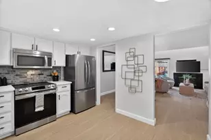 101 Redding Rd A4, Campbell, CA 95008 - Photo 2