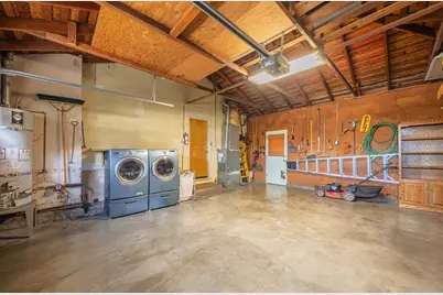 1231 Padre Dr, Salinas, CA 93901 - Photo 32