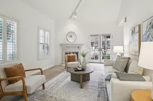 800 Rebecca Privada, Mountain View, CA 94040 - Photo 2