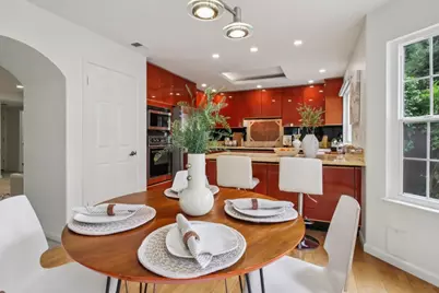 800 Rebecca Privada, Mountain View, CA 94040 - Photo 18