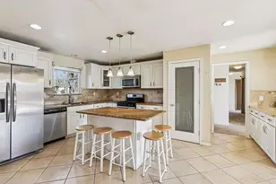 320 Coelho St, Milpitas, CA 95035 - Photo 8