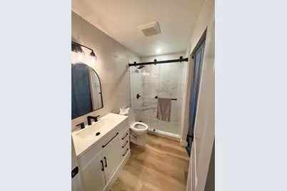 1231 Juniper Dr H, Gilroy, CA 95020 - Photo 8