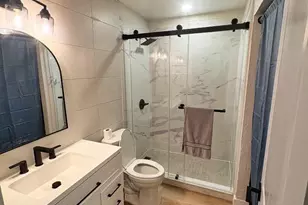 1231 Juniper Dr H, Gilroy, CA 95020 - Photo 8