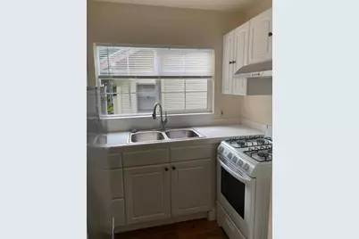 573 Polk St, Monterey, CA 93940 - Photo 8