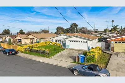 26 Seaview Dr, Bay Point, CA 94565 - Photo 2