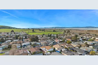 26 Seaview Dr, Bay Point, CA 94565 - Photo 8