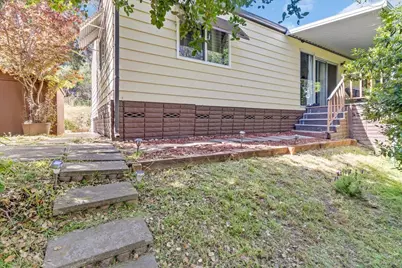 17617 Pond Derosa 29, Salinas, CA 93907 - Photo 26