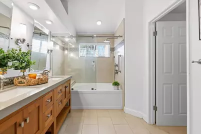 410 Galleria Dr 6, San Jose, CA 95134 - Photo 48