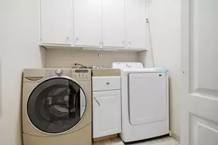 16 Castlewood Dr, Pleasanton, CA 94566 - Photo 14