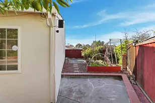 718 Webster Dr, San Jose, CA 95133 - Photo 28