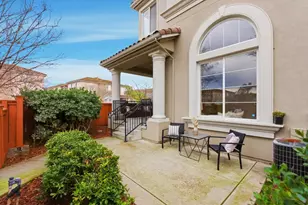 327 Vista Roma Way, San Jose, CA 95136 - Photo 4
