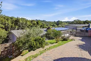 17 Los Encinos Dr, Del Rey Oaks, CA 93940 - Photo 2