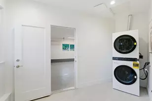 670 La Mesa Dr, Portola Valley, CA 94028 - Photo 28