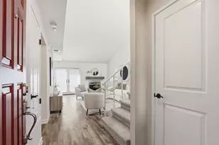 2051 Delbarr Ct, San Jose, CA 95125 - Photo 4