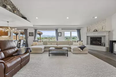 1431 Union Hts, Hollister, CA 95023 - Photo 8