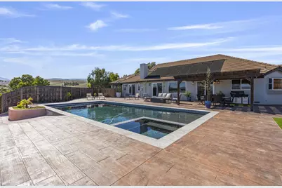 1431 Union Hts, Hollister, CA 95023 - Photo 40