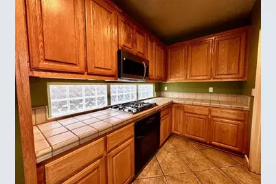 1918 Bradbury St, Salinas, CA 93906 - Photo 6