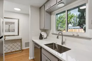 453 N Rengstorff Ave 17, Mountain View, CA 94043 - Photo 16