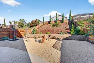 1557 Santana Ranch Dr, Hollister, CA 95023 - Photo 46