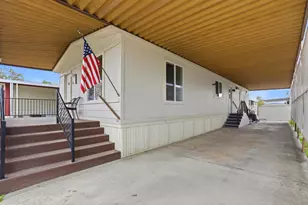 275 Burnett 36, Morgan Hill, CA 95037 - Photo 4