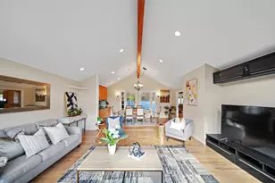 1050 Yosemite Dr, Pacifica, CA 94044 - Photo 18