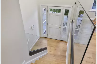 1050 Yosemite Dr, Pacifica, CA 94044 - Photo 10