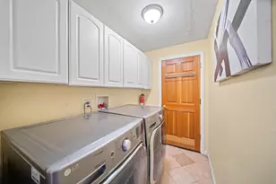 1050 Yosemite Dr, Pacifica, CA 94044 - Photo 40