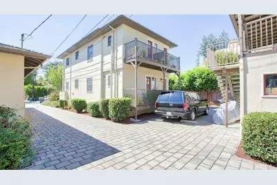 327 Hawthorne Ave, Palo Alto, CA 94301 - Photo 2
