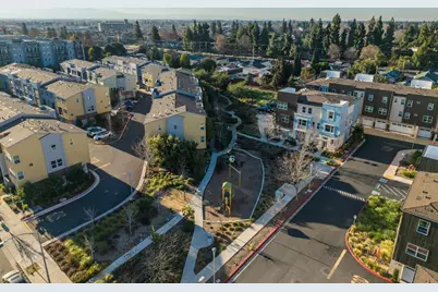 1938 Galileo Ln, San Jose, CA 95133 - Photo 42