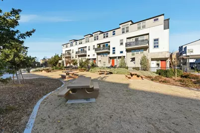 1938 Galileo Ln, San Jose, CA 95133 - Photo 38