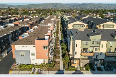 1938 Galileo Ln, San Jose, CA 95133 - Photo 40