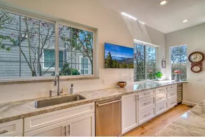 21 Merion Rd, Half Moon Bay, CA 94019 - Photo 10