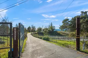 27200 Loma Prieta Way, Los Gatos, CA 95033 - Photo 2