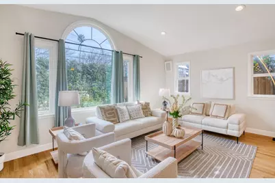 5575 Harwood Rd, San Jose, CA 95124 - Photo 6