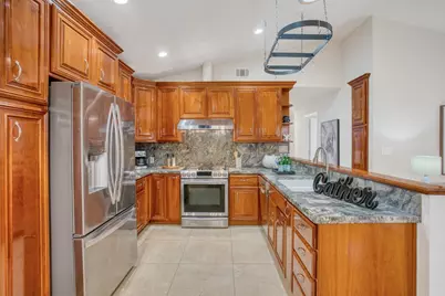 5575 Harwood Rd, San Jose, CA 95124 - Photo 20